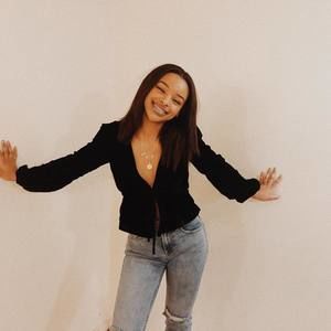 Meet your Posher, Marissa